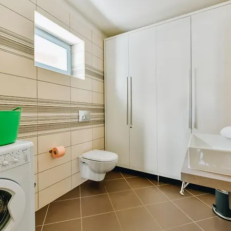 וילה Regina Perci