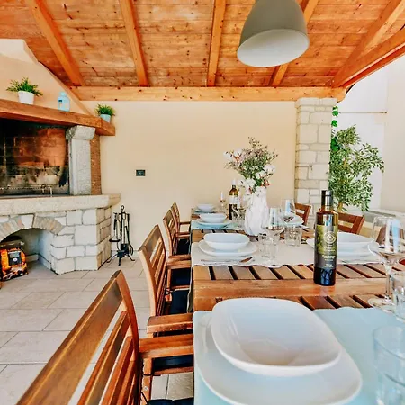 Regina Perci * Tar-Vabriga