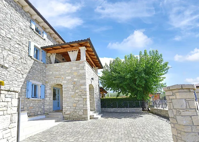 빌라 Regina Perci Tar-Vabriga